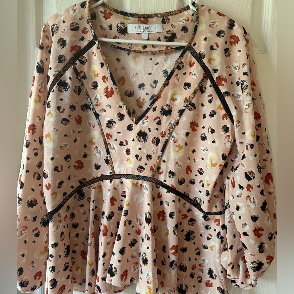 Hunter Bell Blouse